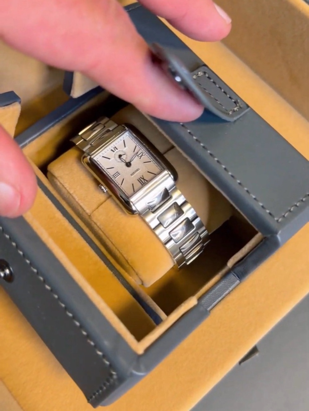 Stainless Steel Men’s Bracelet Watch by Cascalia - Picture 2 of 8